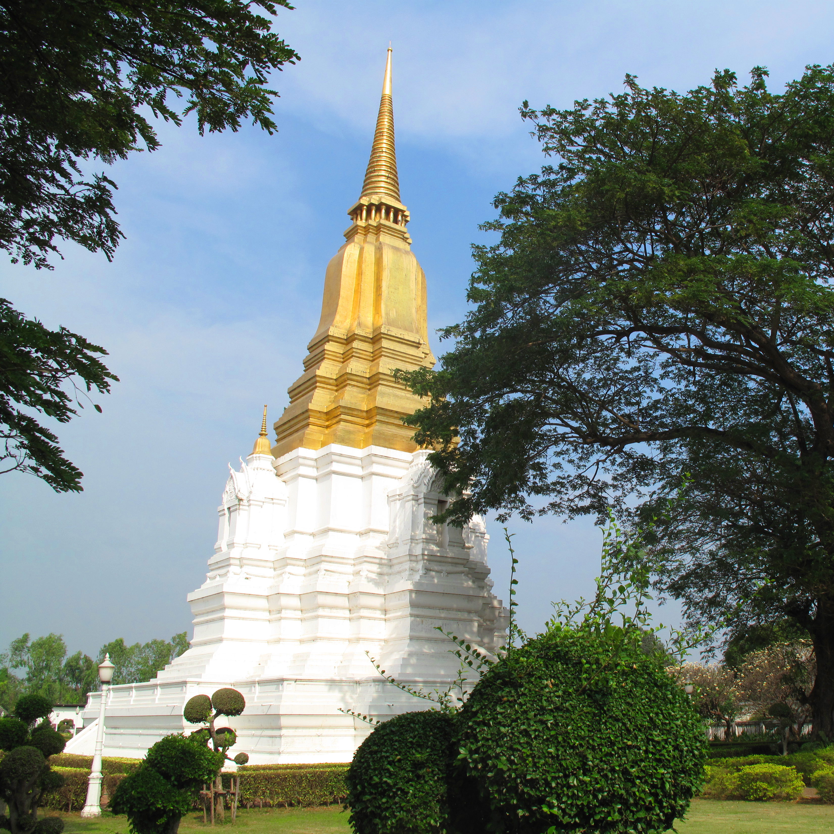 Chedi Sri Suriyothai