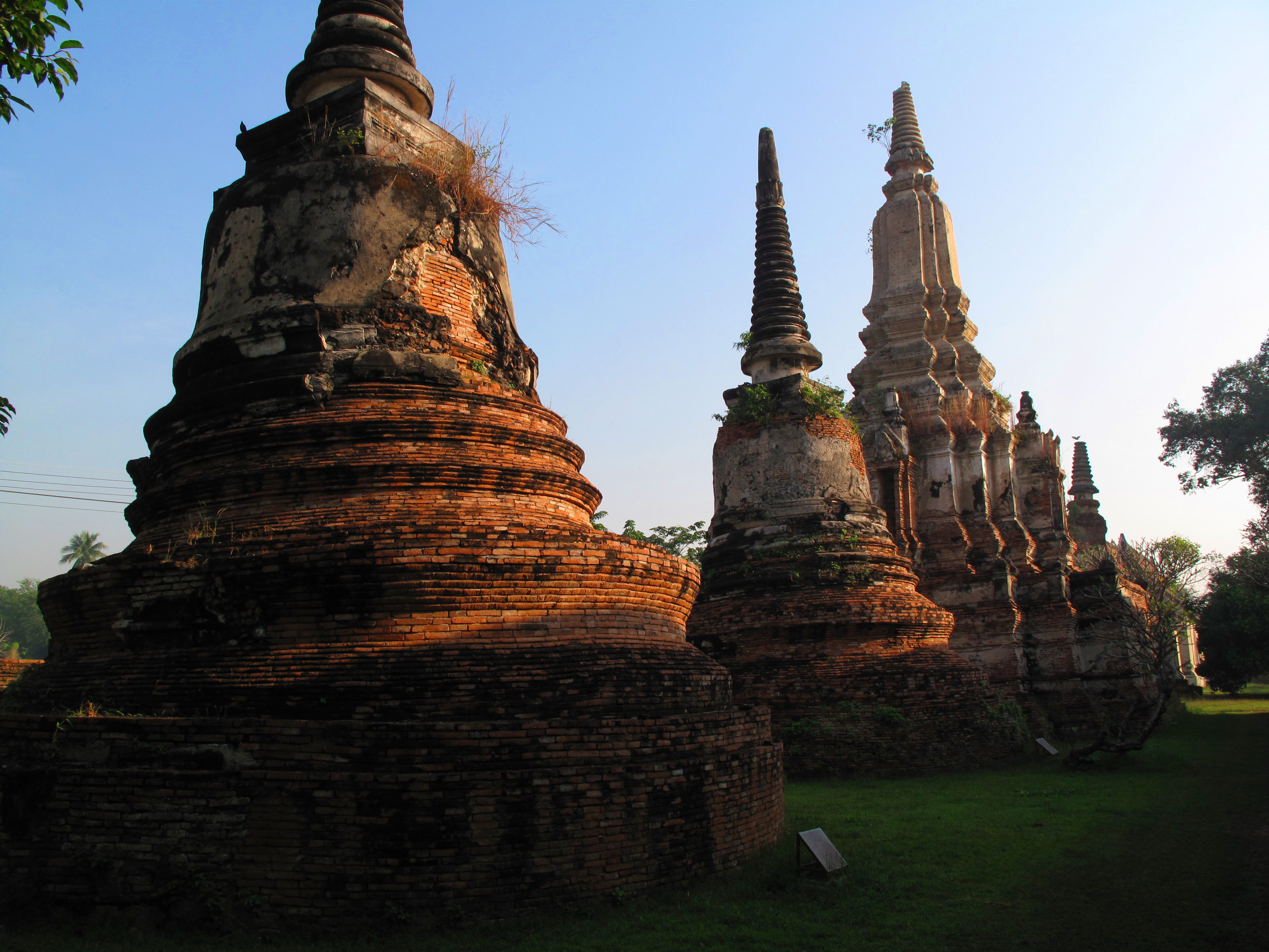 The many small pagodas along the river bank