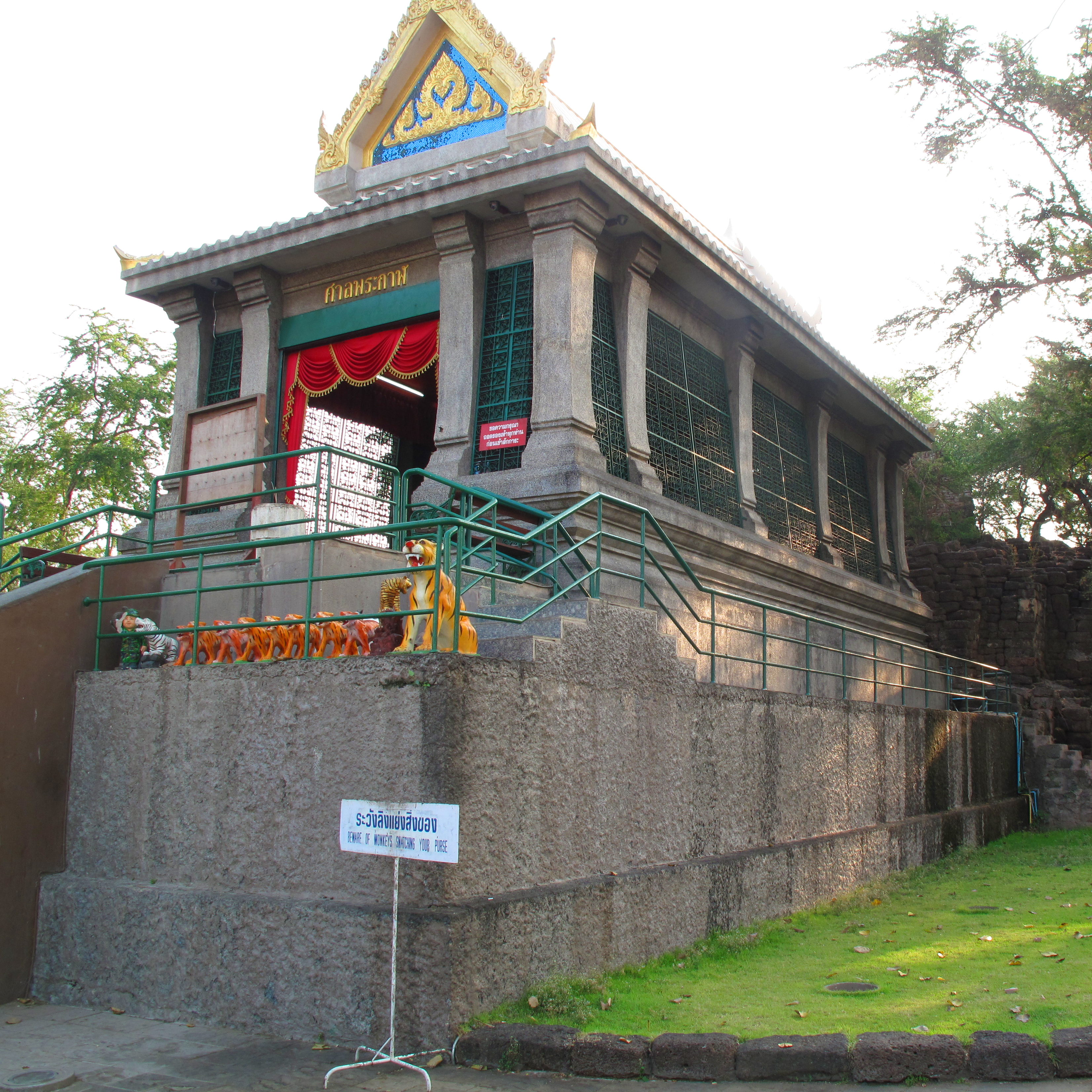 San Phra Kan Shrine