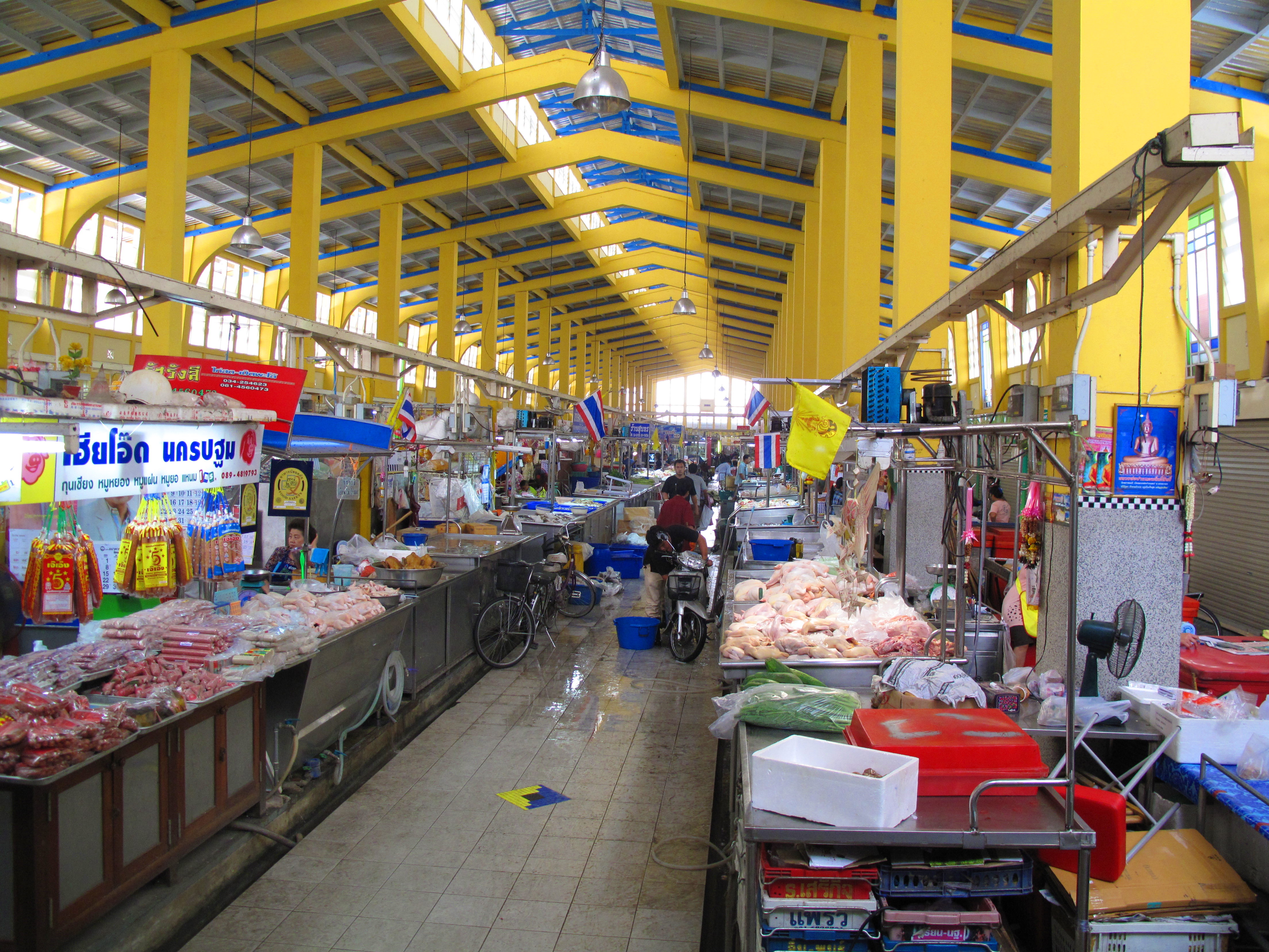 Nakhon Pathom Fresh Market