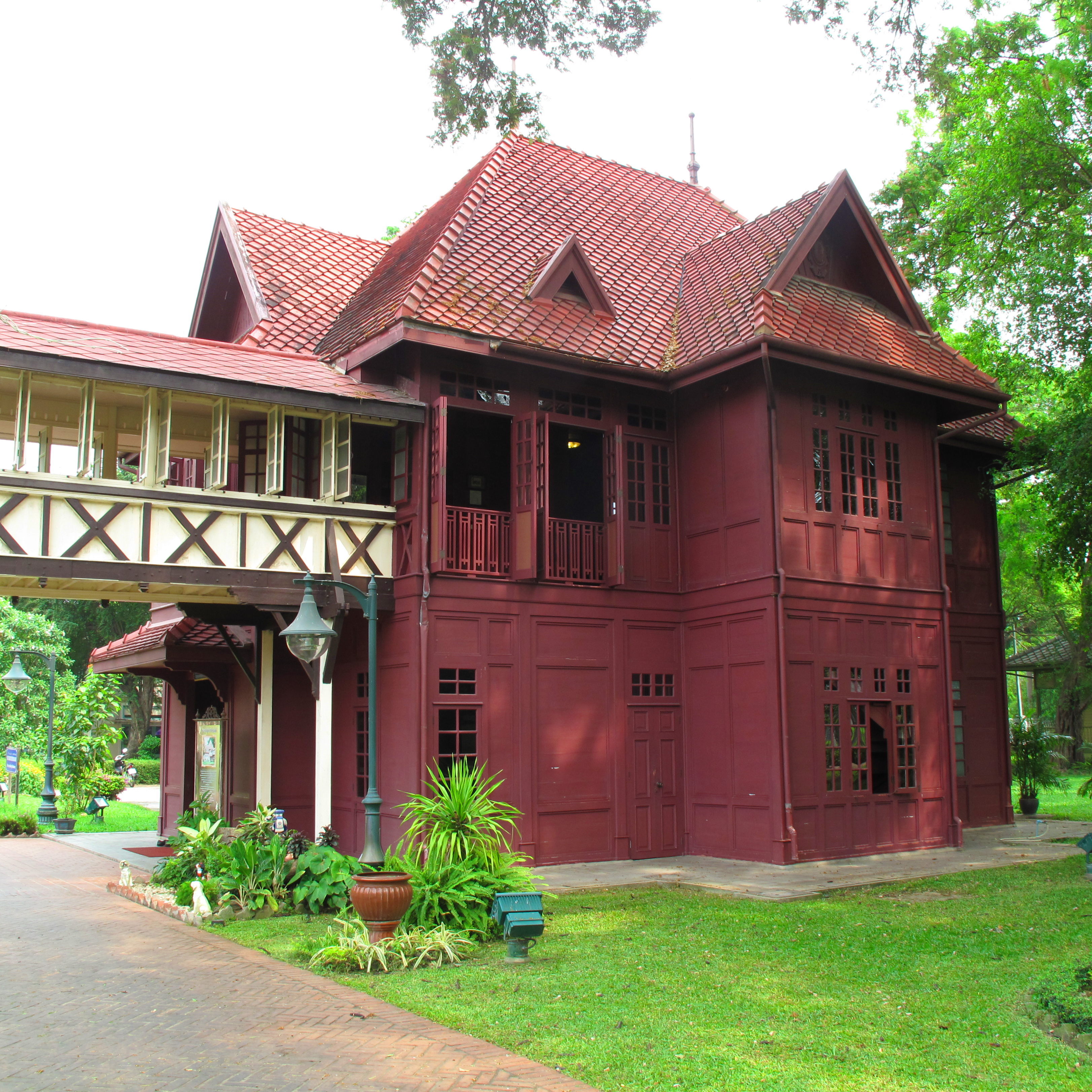 Mariratrata Banlang Residence