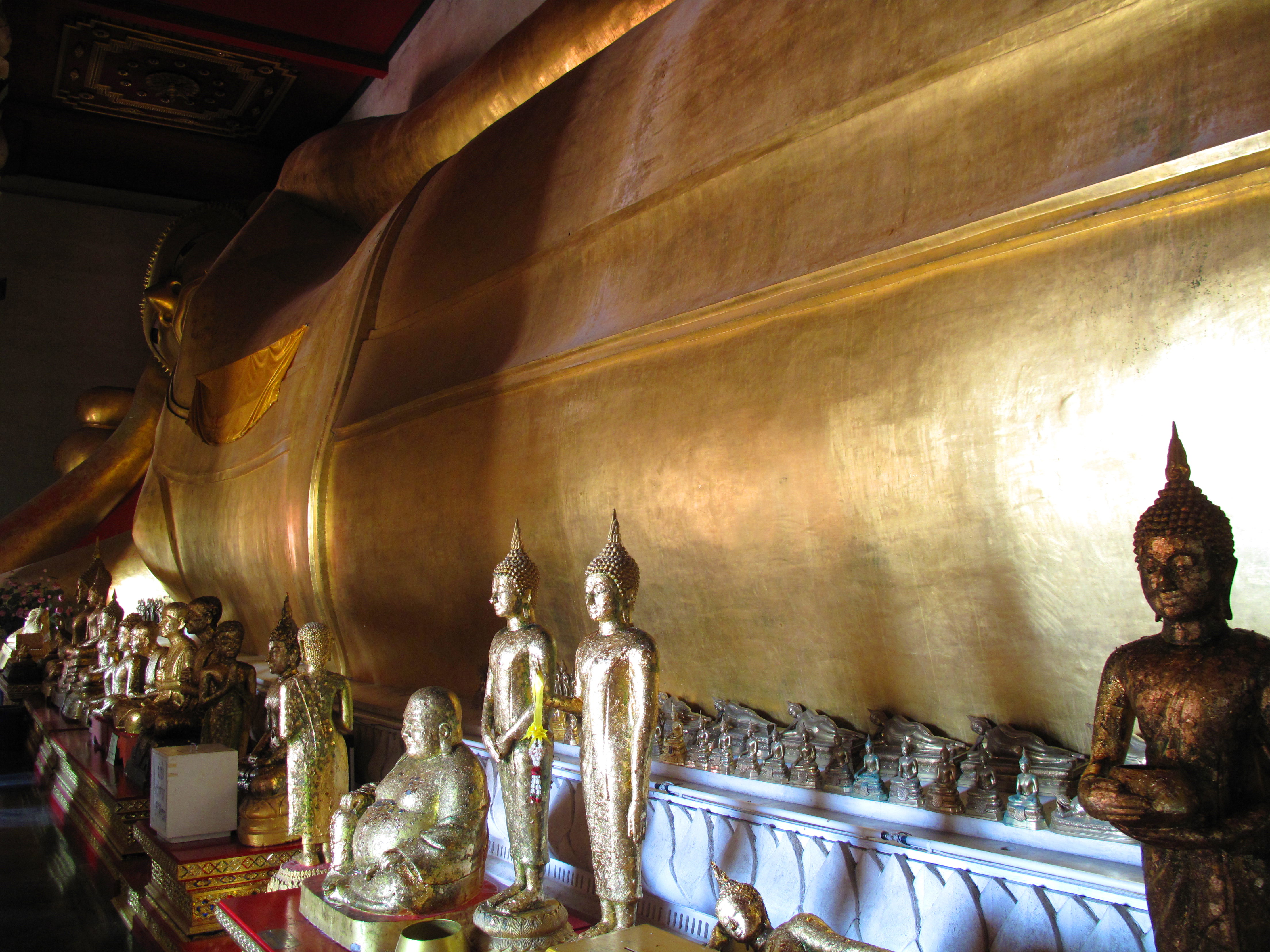 Reclining Buddha