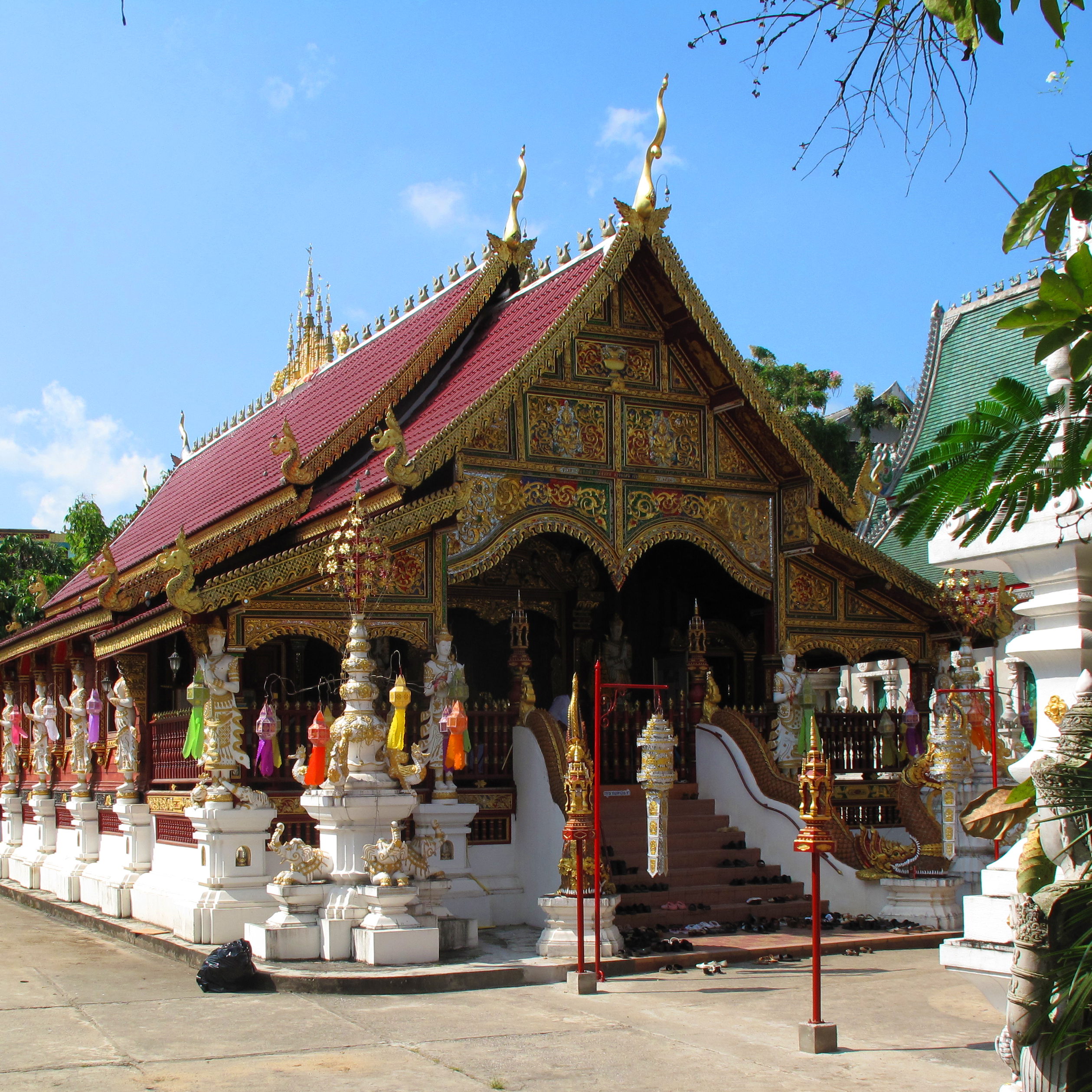 Wat Ming Muang