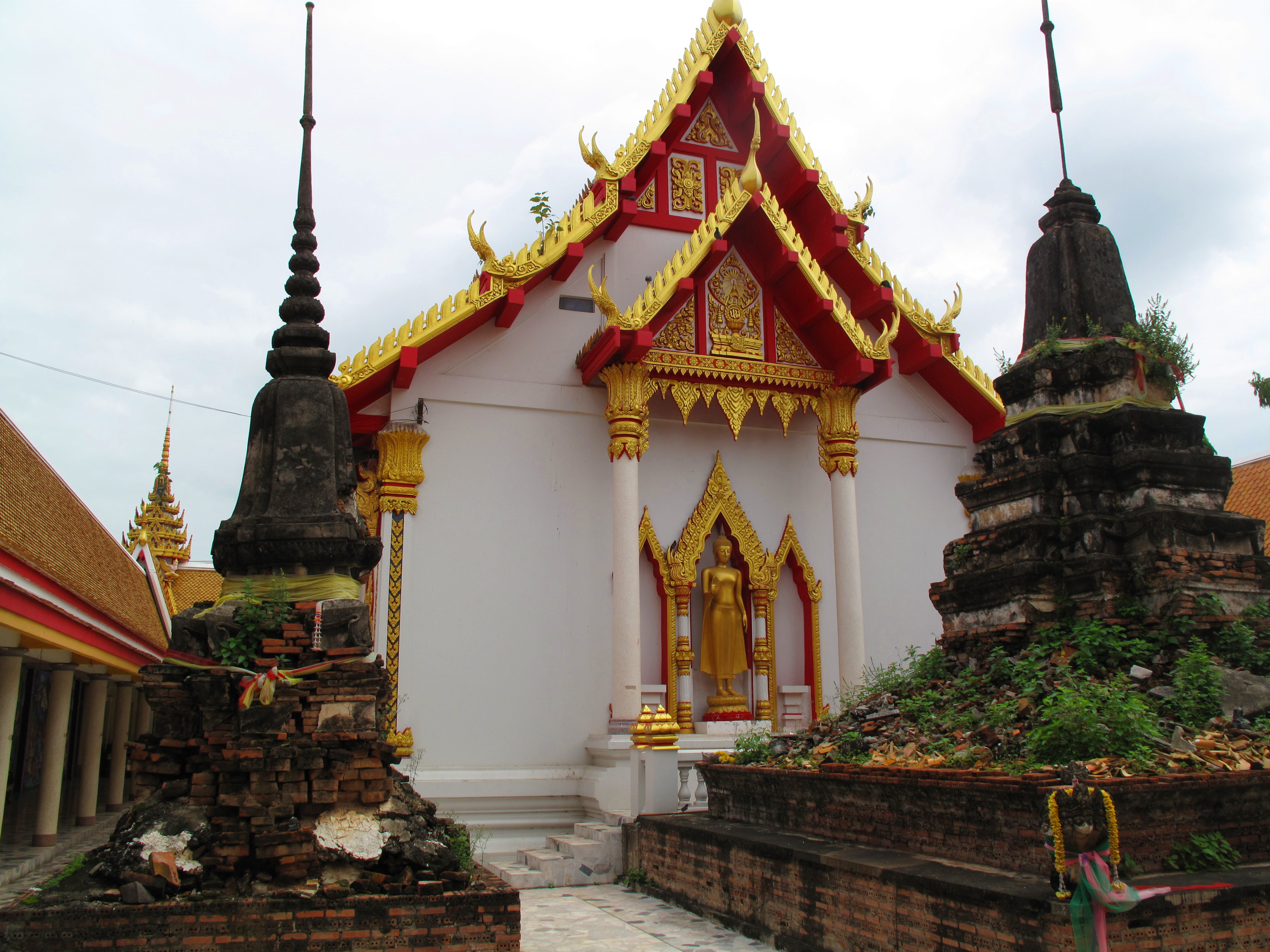 Wat Nang Phaya