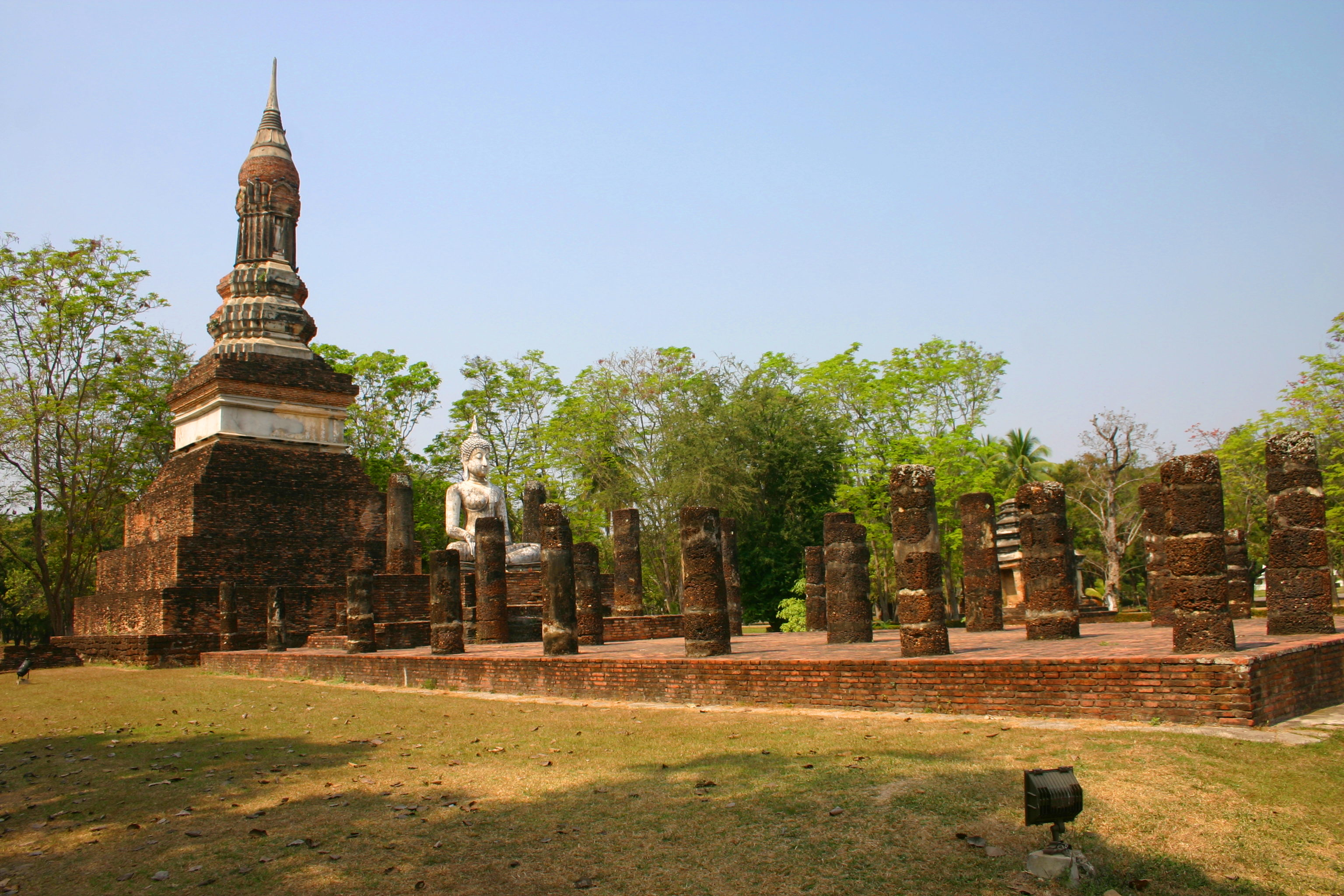 Wat Traphang Ngoen