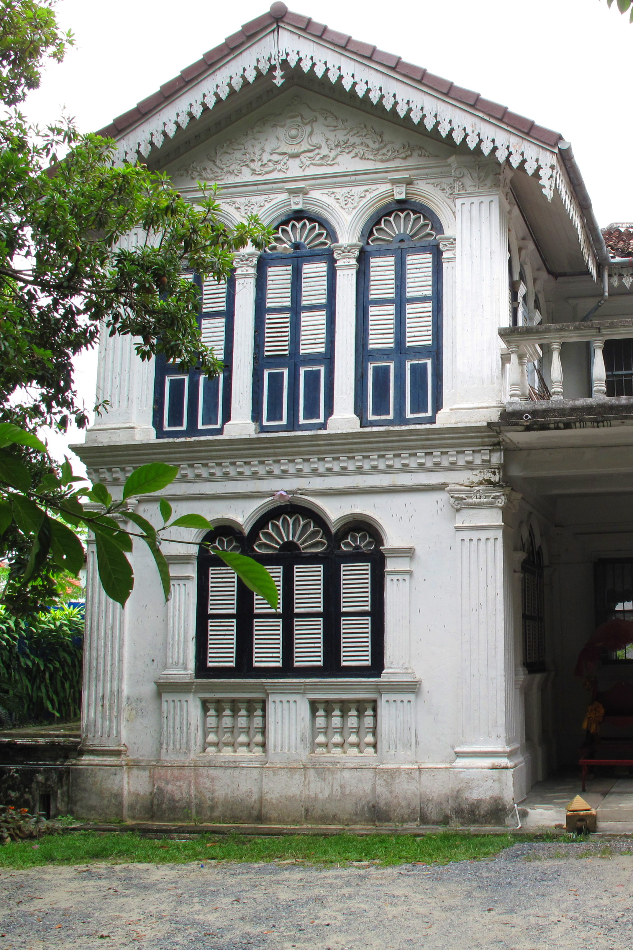 Pithak Chinpracha House