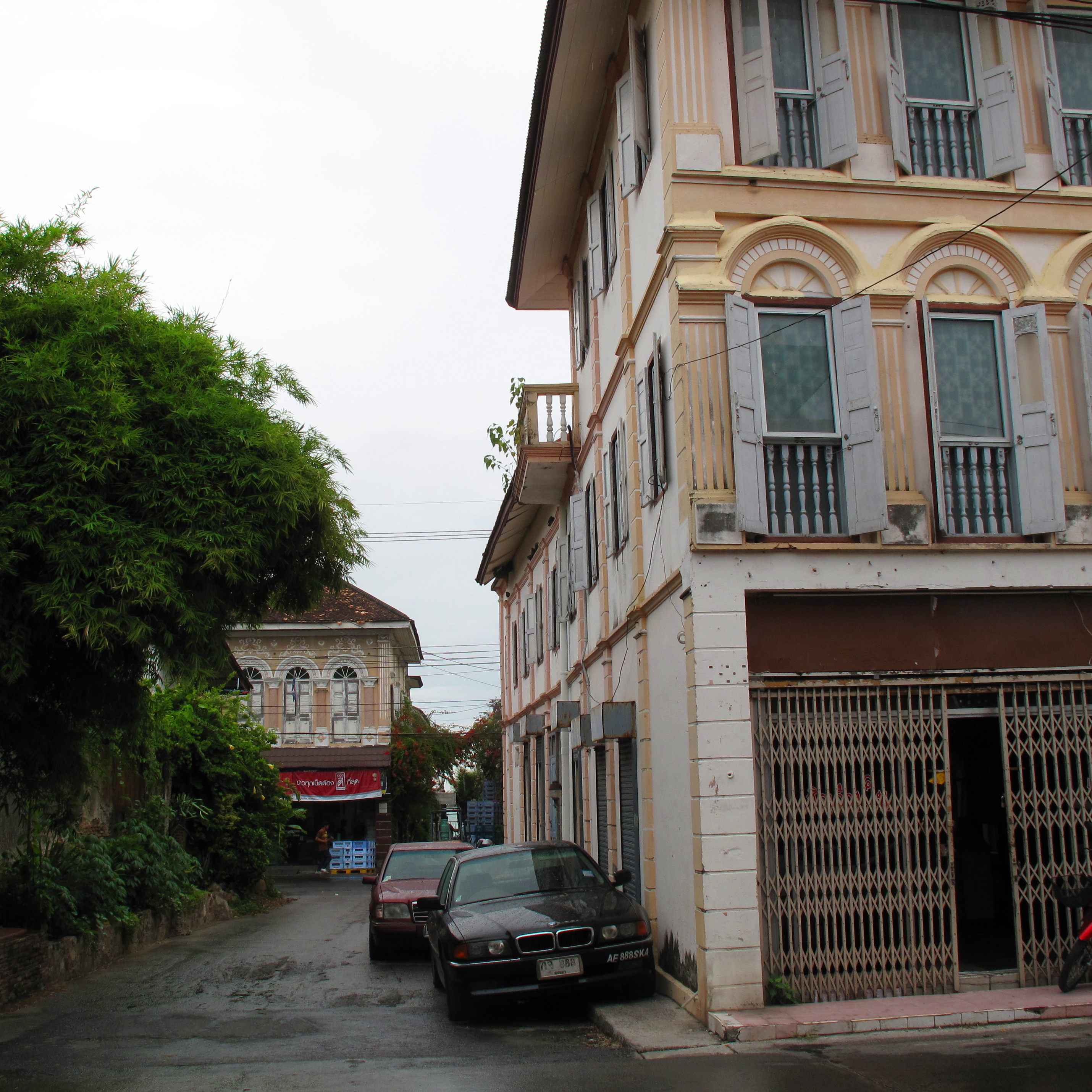 Two still-elegant old buildings in Old Town